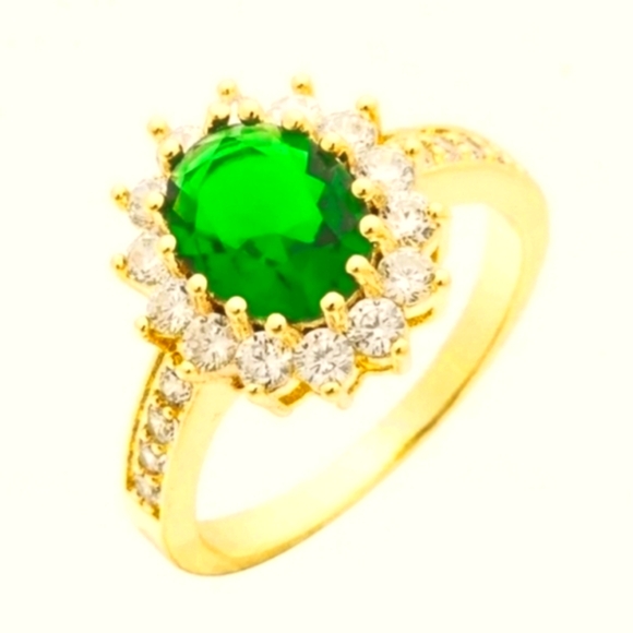 New 1.5 ct Emerald Diamond 14k Yellow Gold Plated Ring - Picture 2 of 6